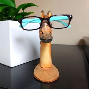 Eyeglass holder
